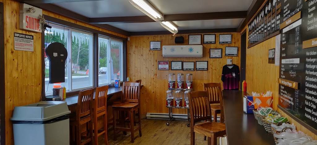 Patate Lou-Lou | restaurant | 29 Chemin Eardley, Gatineau, QC J9H 4J9, Canada | 8196824603 OR +1 819-682-4603