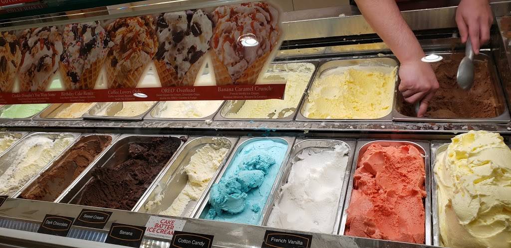 Cold Stone Creamery | bakery | 7105 Grand Ave #2c, Gurnee, IL 60031, USA | 8476724339 OR +1 847-672-4339