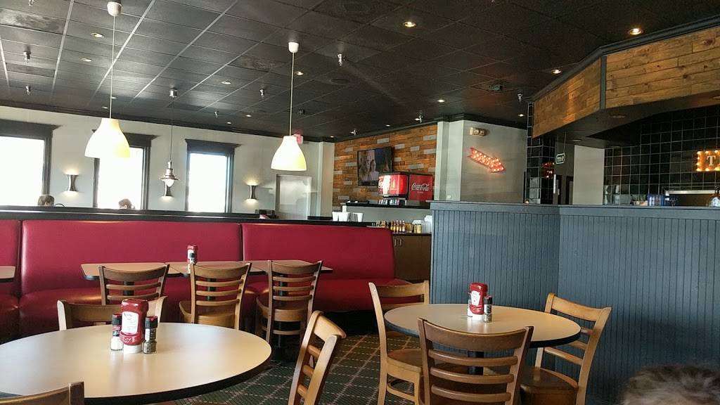 Loop Pizza Grill | restaurant | 211 3rd St, Neptune Beach, FL 32266, USA | 9042418476 OR +1 904-241-8476