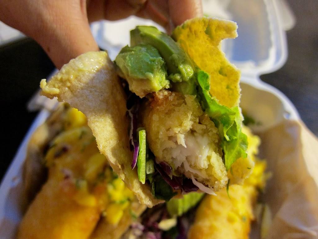 Fish District | restaurant | 26541 Aliso Creek Rd, Aliso Viejo, CA 92656, USA | 9494480566 OR +1 949-448-0566