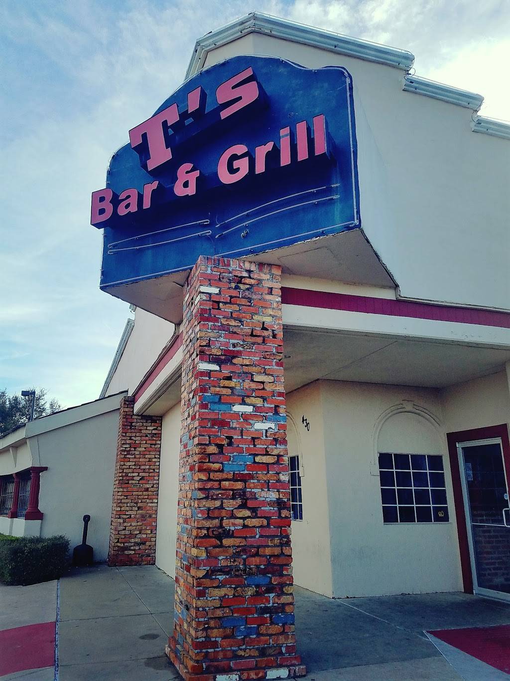 Ts Bar and Grill | restaurant | 1305 S State Hwy 121 #430, Lewisville, TX 75067, USA | 9722191654 OR +1 972-219-1654