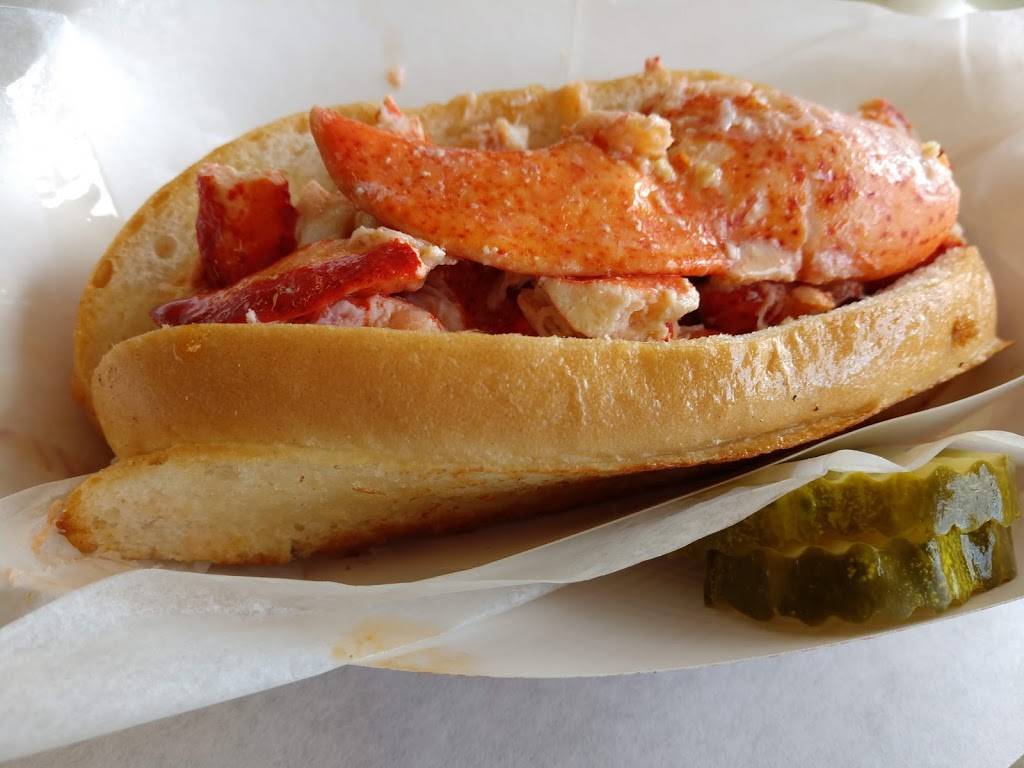 Clam Castle | restaurant | 1324 Boston Post Rd, Madison, CT 06443, USA | 2032454911 OR +1 203-245-4911