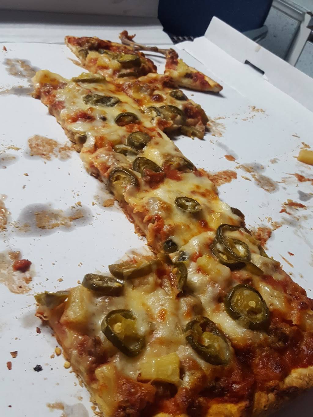 Giorginos Pizza | restaurant | 5723 W 63rd St, Chicago, IL 60638, USA | 7738383633 OR +1 773-838-3633