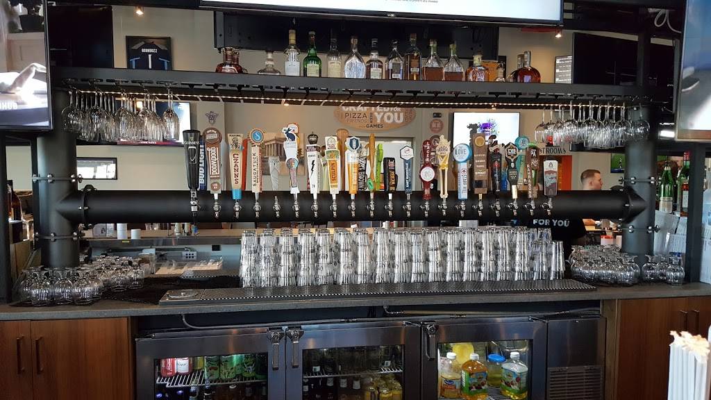 BoomBozz Craft Pizza & Taphouse - East Nashville | restaurant | 1003 Russell St, Nashville, TN 37206, USA | 6155053217 OR +1 615-505-3217