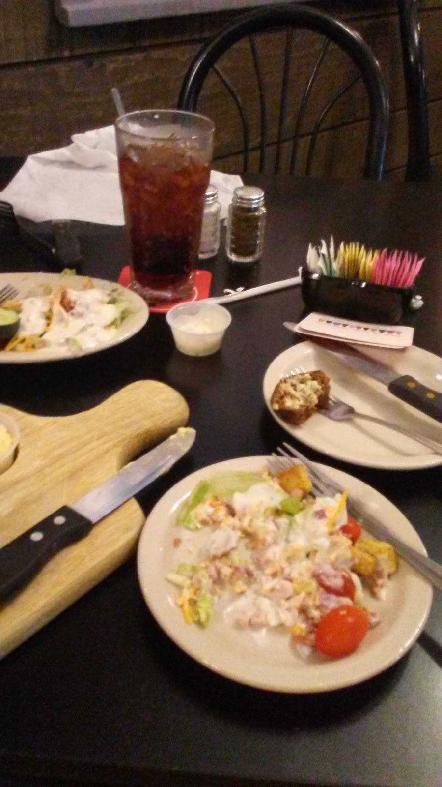 Logans Rib-Eye | restaurant | 100 S Fruitridge Ave, Terre Haute, IN 47803, USA | 8122359197 OR +1 812-235-9197