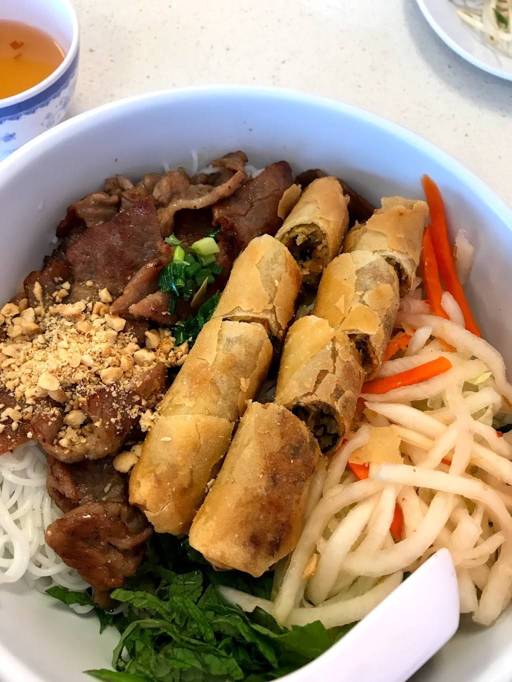 Pho H&H Vietnamese & Japanese Cuisine | restaurant | 91-710 Farrington Hwy, Kapolei, HI 96707, USA | 8086741188 OR +1 808-674-1188