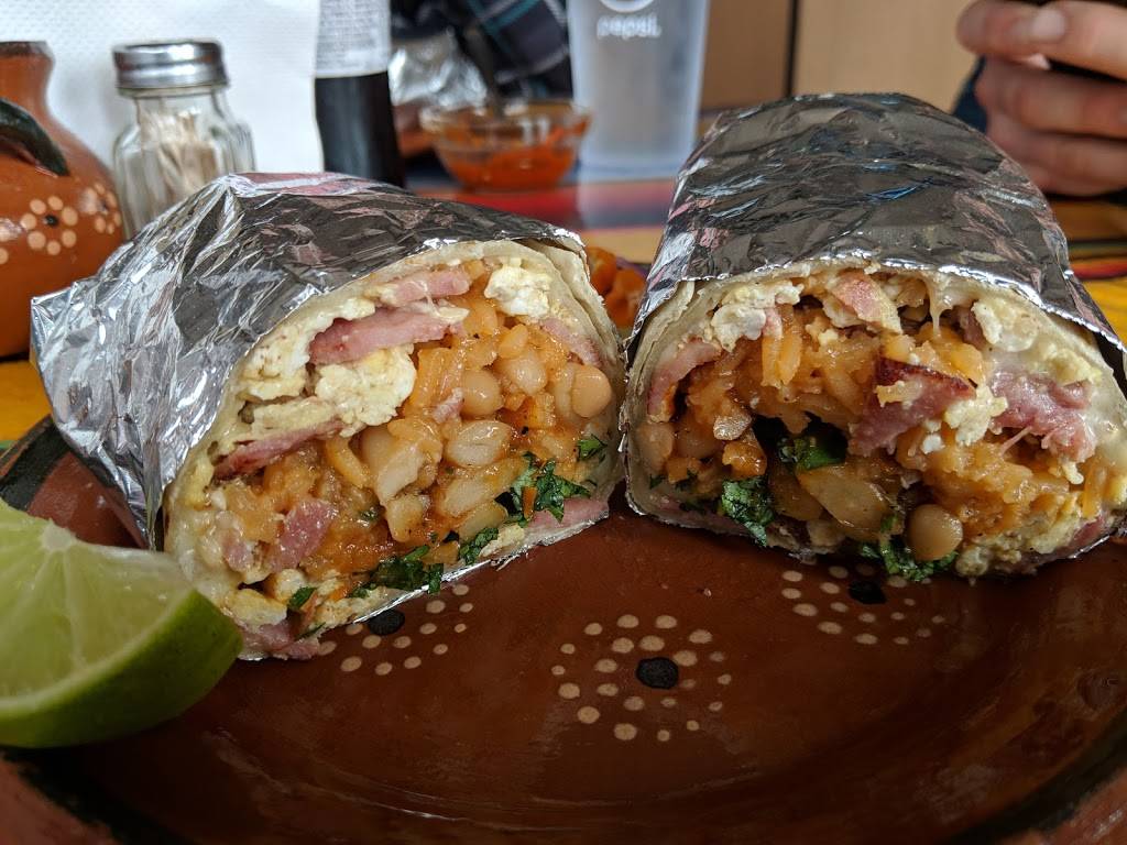 Aguililla Mexican Food | restaurant | 4525 Broadway Ave, Salida, CA 95368, USA | 2094164313 OR +1 209-416-4313