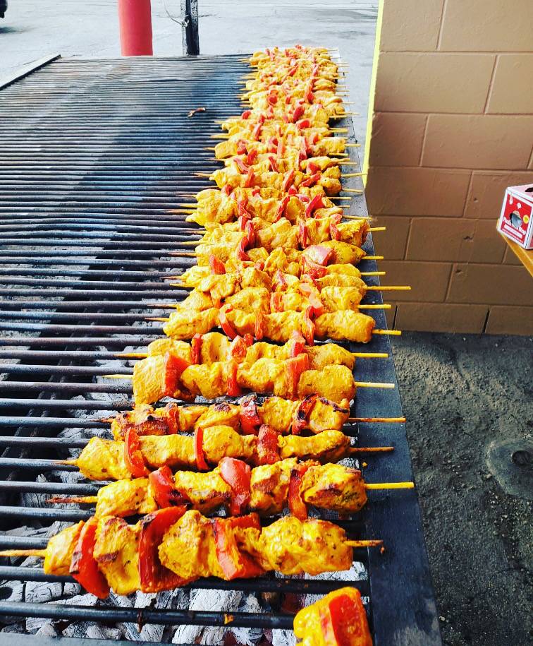 Full House Grill | restaurant | 11919 Garfield Ave, South Gate, CA 90280, USA | 5624444343 OR +1 562-444-4343