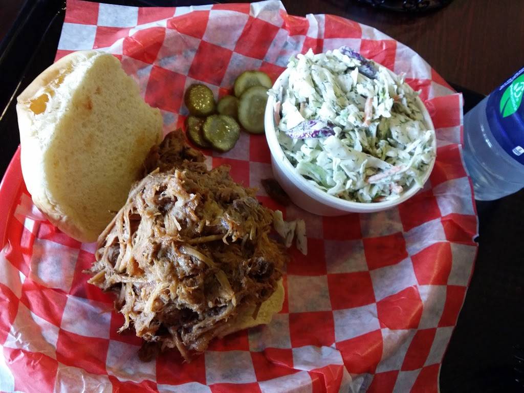 Zombie Pig BBQ | restaurant | 6201 Veterans Pkwy, Columbus, GA 31909, USA | 7066620941 OR +1 706-662-0941