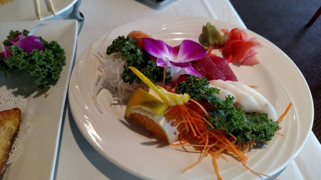 Bangkok Sushi | restaurant | 16541 Pointe Village Dr #101, Lutz, FL 33558, USA | 8139209777 OR +1 813-920-9777