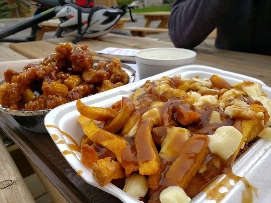 Chips & Dairy Fast Food | cafe | 2920 Bank St, Gloucester, ON K1T 1N6, Canada | 6137399889 OR +1 613-739-9889