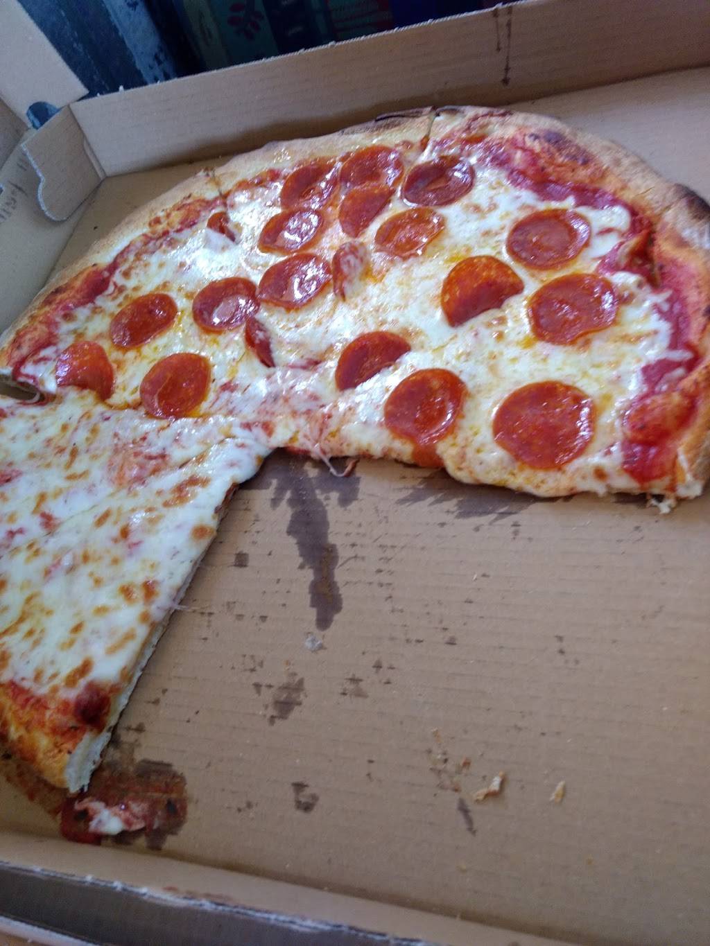 Chimos Taverna | restaurant | 17633 San Carlos Blvd, Fort Myers Beach, FL 33931, USA | 2394372717 OR +1 239-437-2717