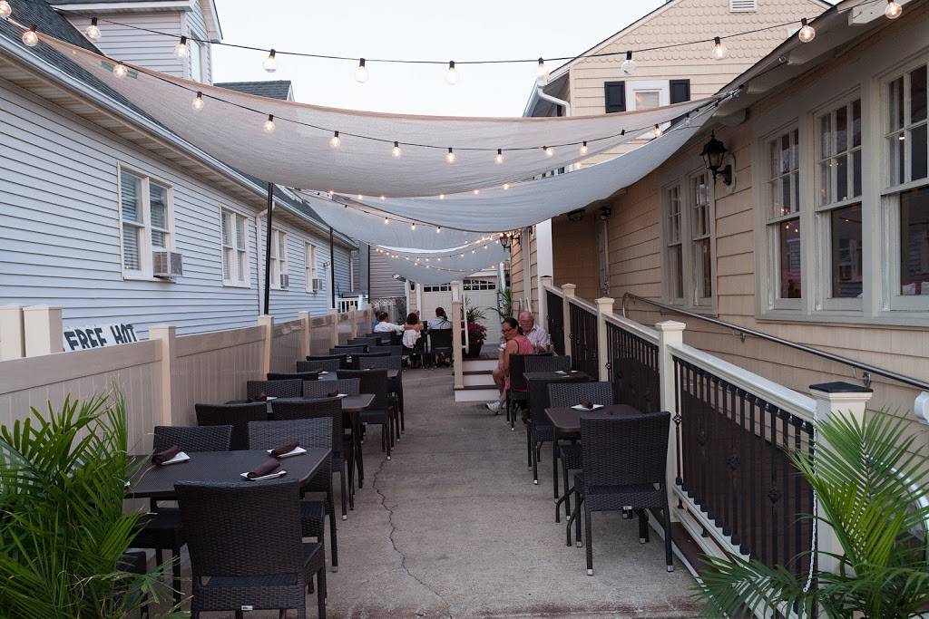 Dune 18 Restaurant | meal takeaway | 1916 Long Beach Blvd, Ship Bottom, NJ 08008, USA | 6094943354 OR +1 609-494-3354