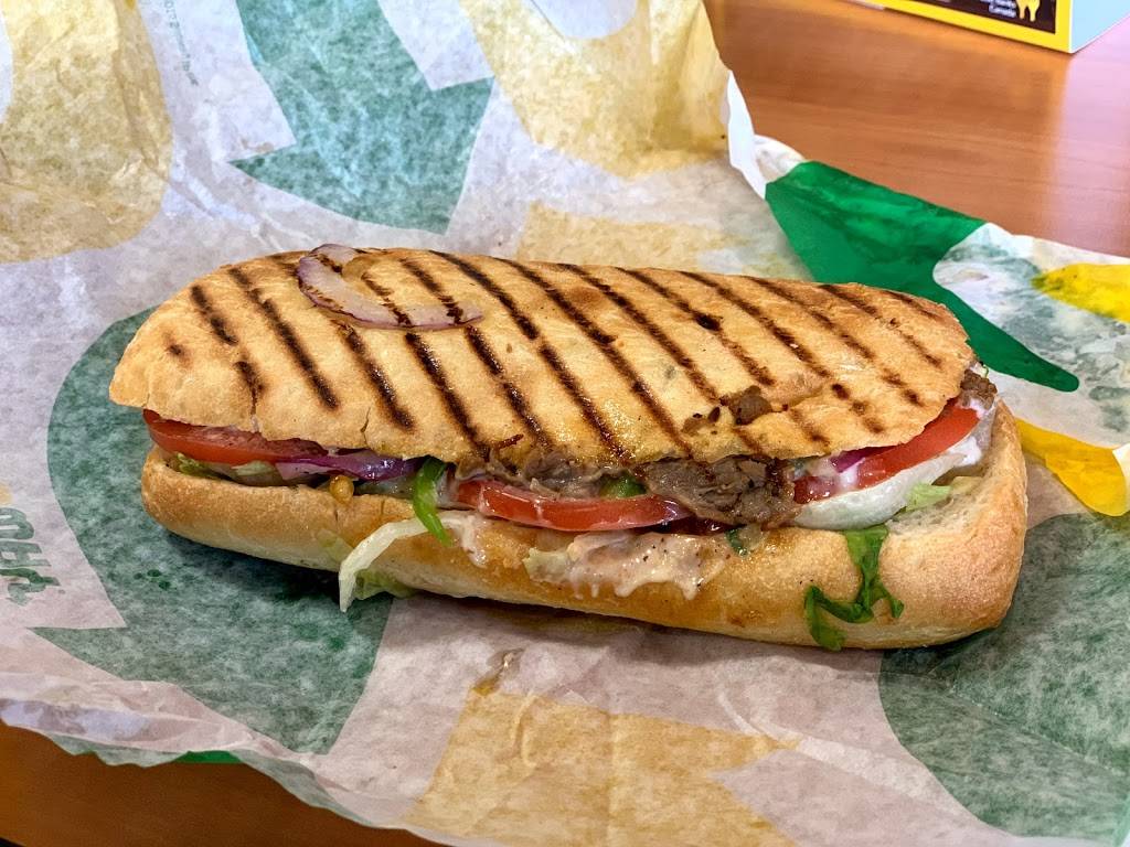 Subway | restaurant | 535 Vidal St S, Sarnia, ON N7T 2V7, Canada | 5193377171 OR +1 519-337-7171