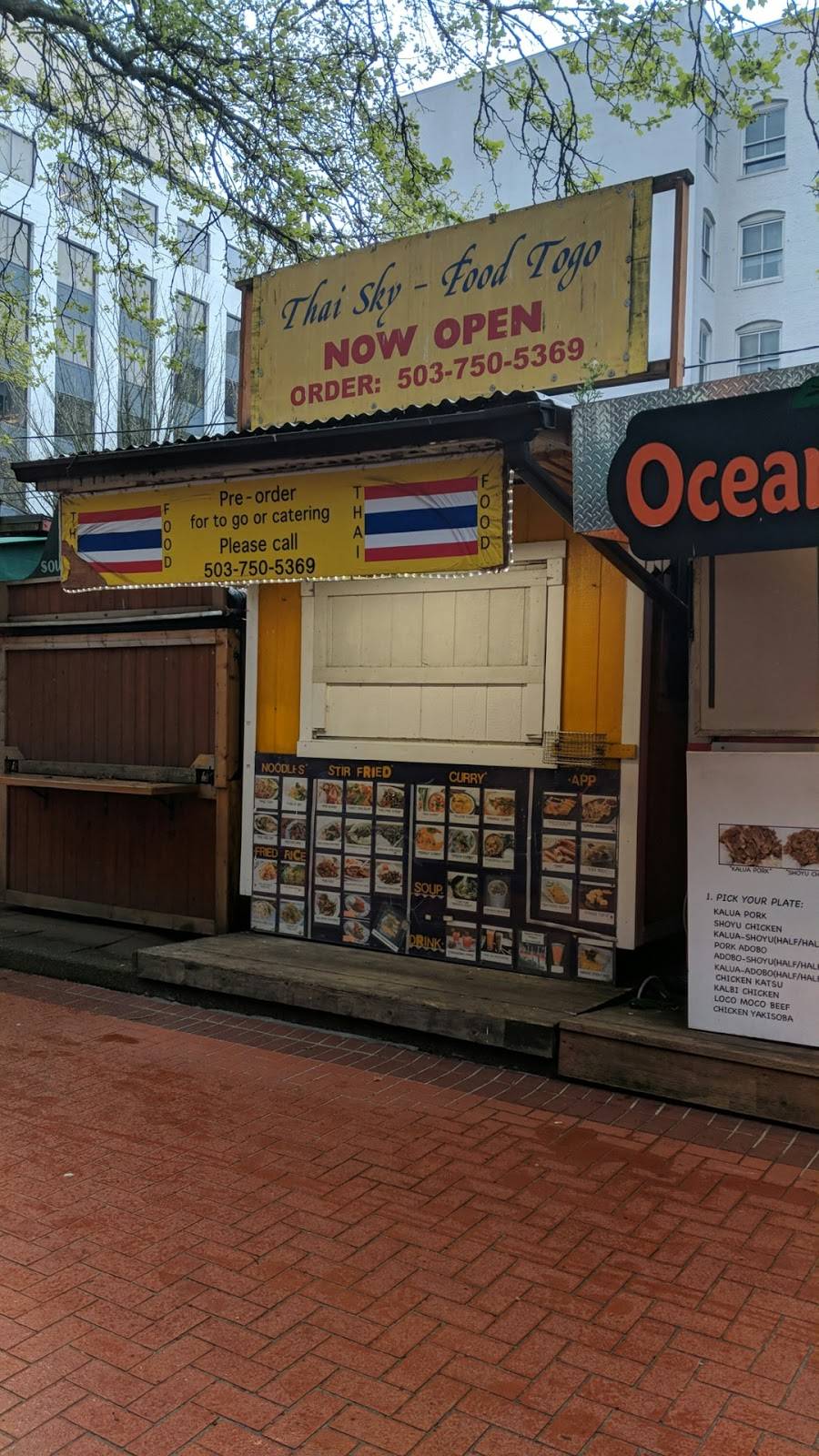 Ploy Thai | restaurant | 304 SW 5th Ave, Portland, OR 97205, USA | 5037505369 OR +1 503-750-5369