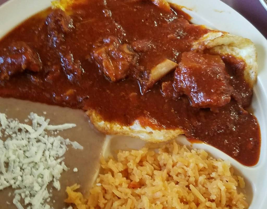 La Villa Restaurant | restaurant | 324 Collins St, Joliet, IL 60432, USA | 8157227486 OR +1 815-722-7486