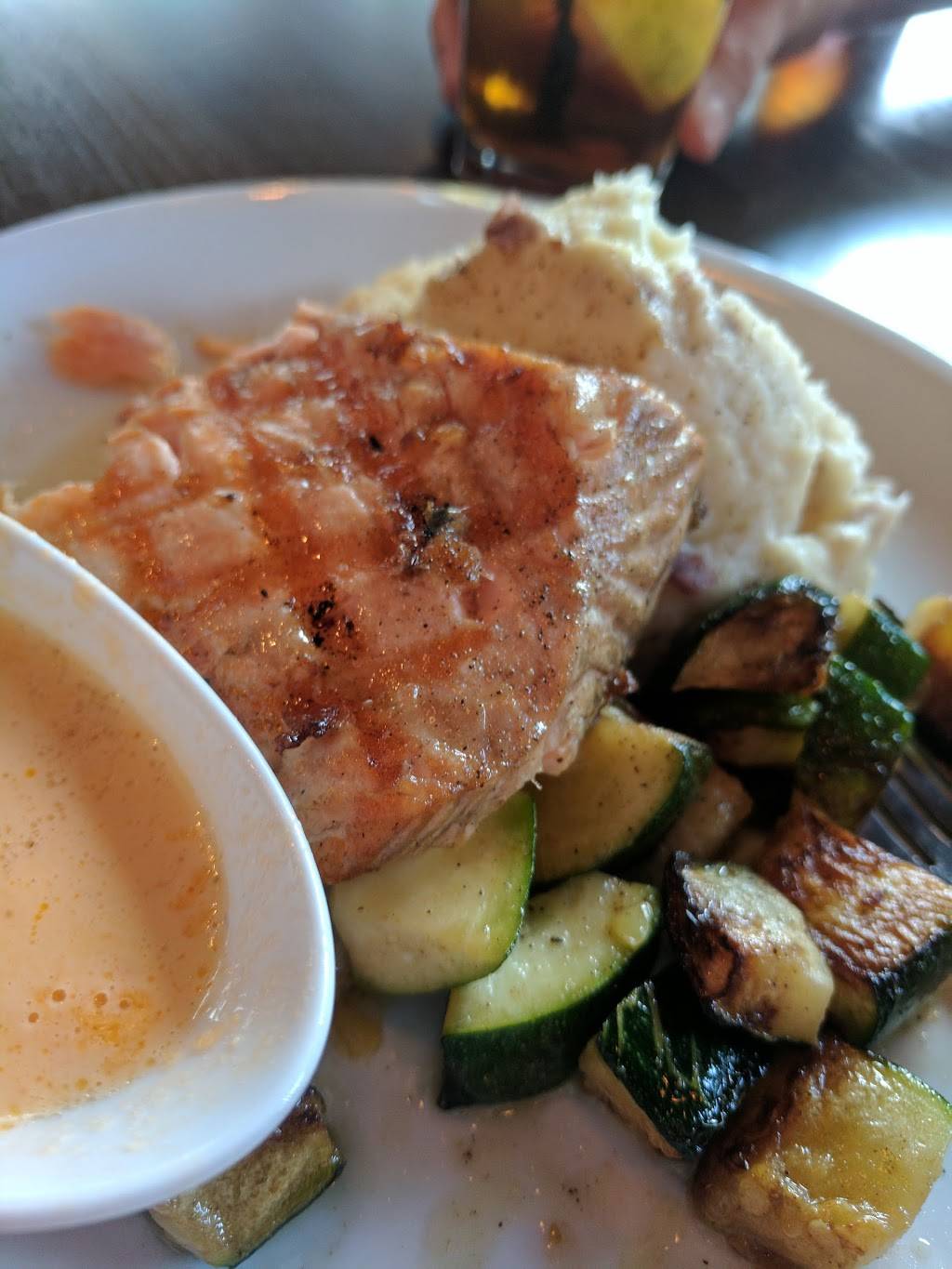 Harvest 18 Restaurant | restaurant | 8128 Renaissance Pkwy #114, Durham, NC 27713, USA | 9193161818 OR +1 919-316-1818