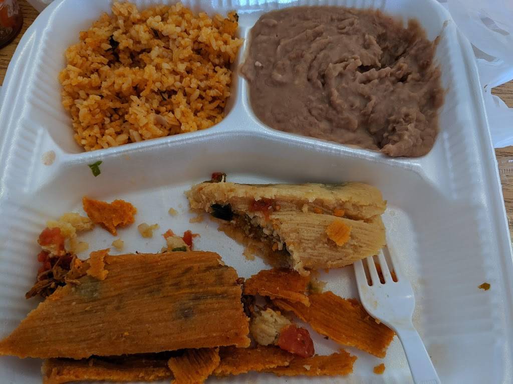 La Mesa Tortillas | restaurant | 3923 E Pima St, Tucson, AZ 85712, USA | 5207776172 OR +1 520-777-6172