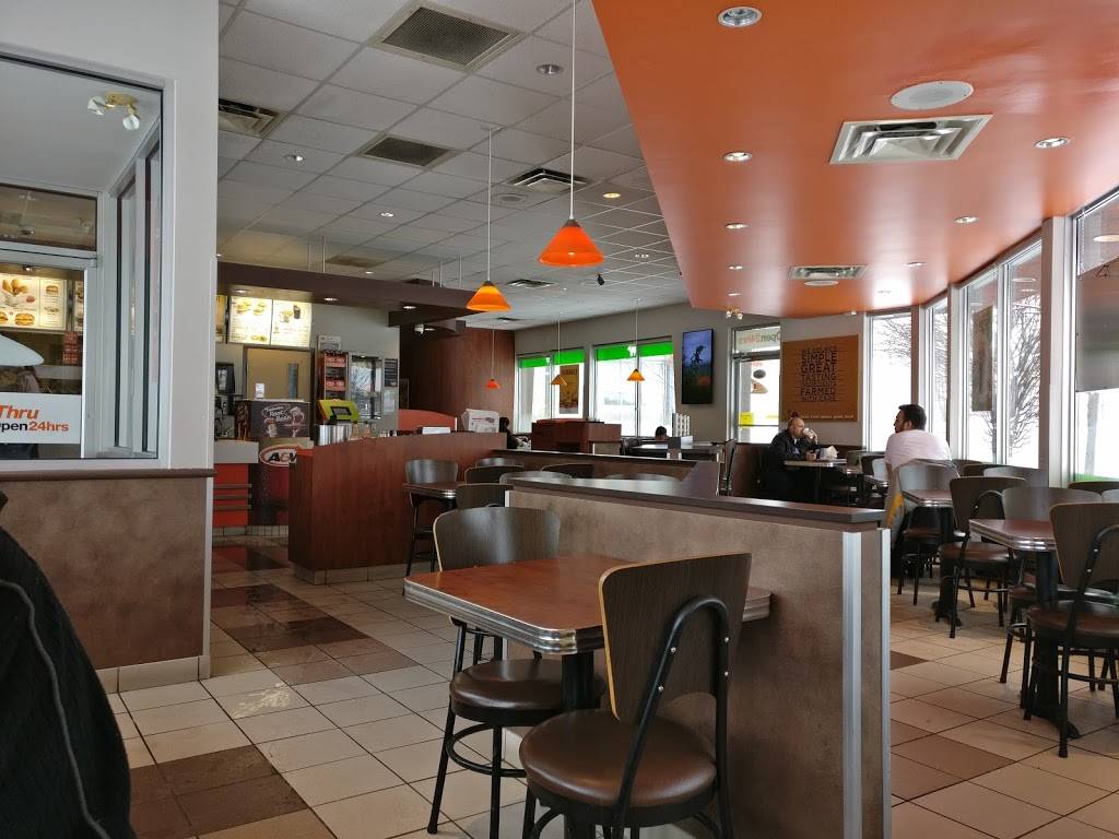 A&W Canada | restaurant | 1585 Warden Ave, Scarborough, ON M1R 2S9, Canada | 4167541252 OR +1 416-754-1252