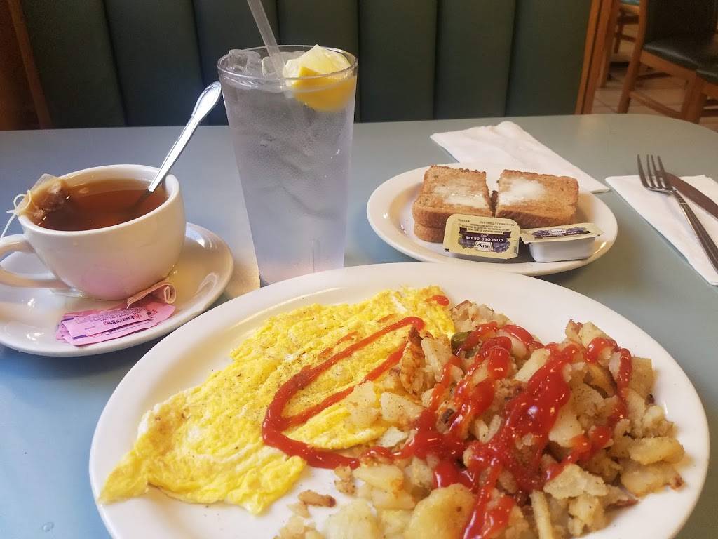 Central Restaurant | restaurant | 30 Central Ave #4, Newark, NJ 07102, USA | 9736238137 OR +1 973-623-8137