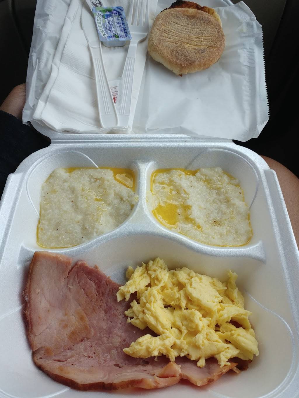 Julies Cafe | cafe | 5100 Sunbeam Rd # 4, Jacksonville, FL 32257, USA | 9042688121 OR +1 904-268-8121