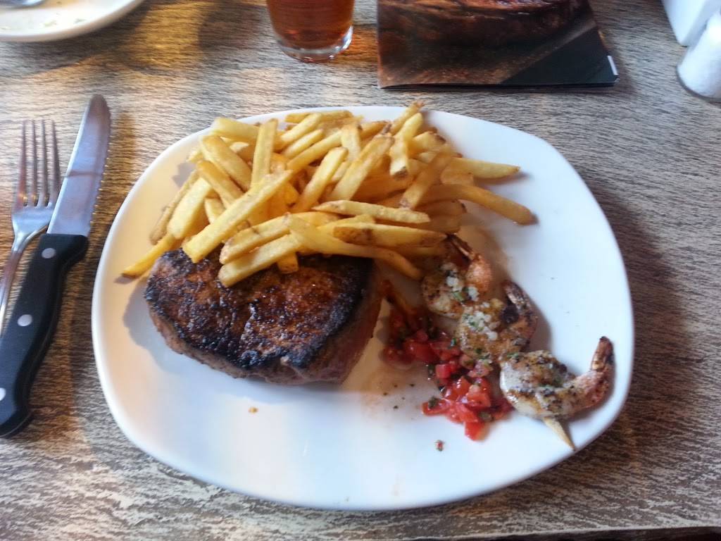 Outback Steakhouse | restaurant | 100 Southern Rd, Southern Pines, NC 28387, USA | 9106957000 OR +1 910-695-7000