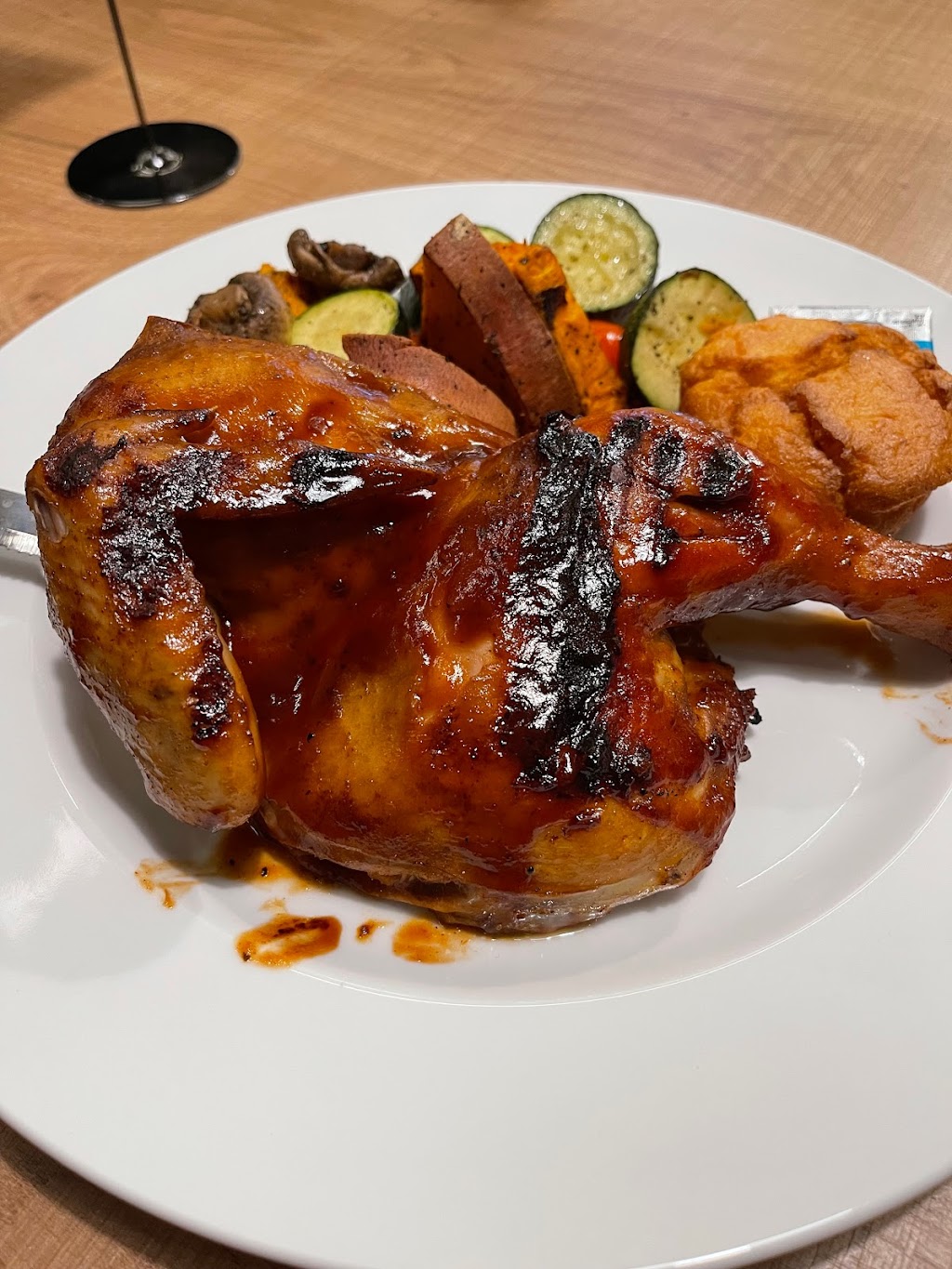 Buckhorn BBQ + Grill | restaurant | 4720 Freeport Blvd Suite 160, Sacramento, CA 95822, USA | 9162778988 OR +1 916-277-8988