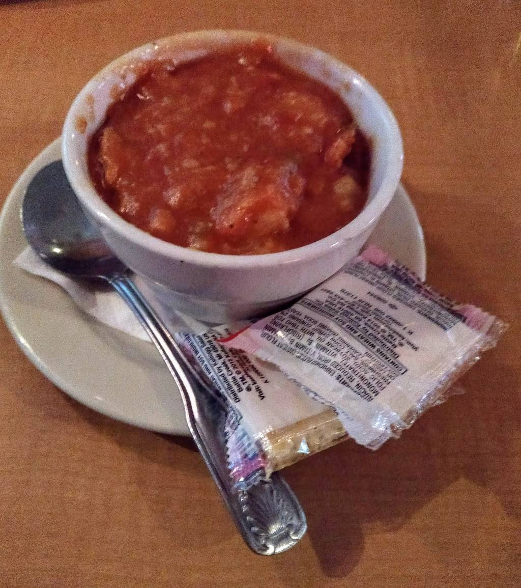 G. Subus Leather Bottle | restaurant | 20300 Farmington Rd, Livonia, MI 48152, USA | 2484742420 OR +1 248-474-2420