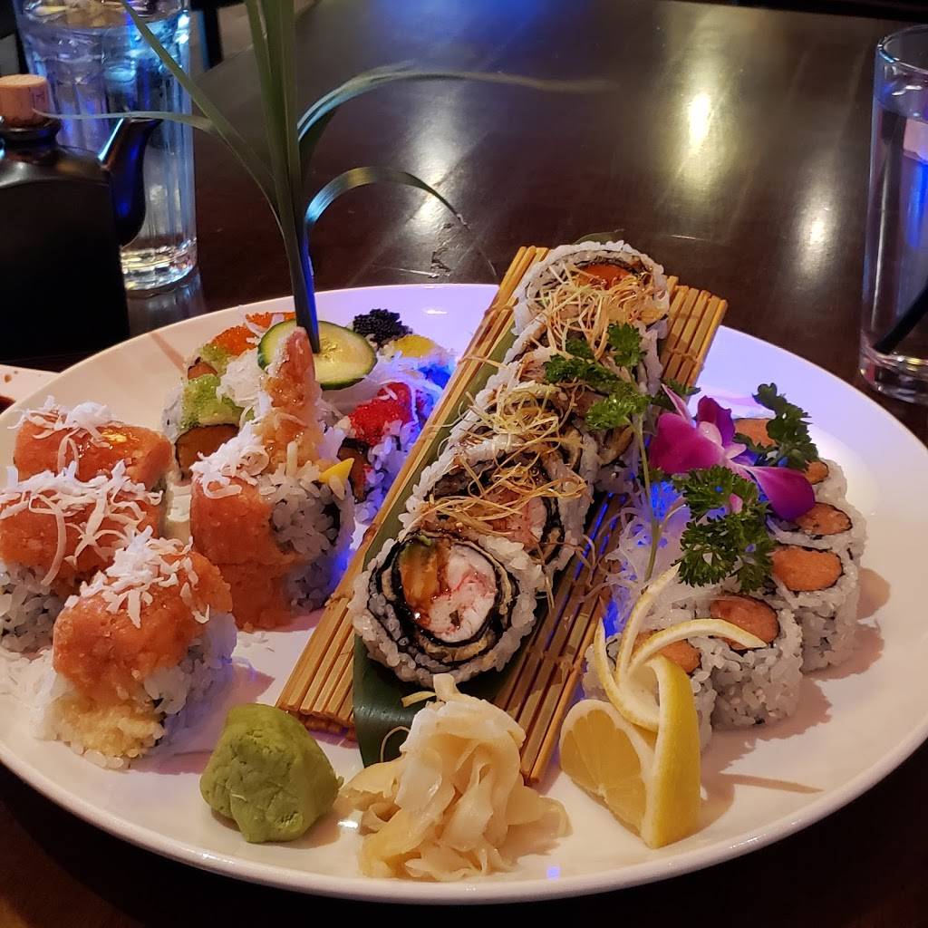 Ginza Japanese Restaurant | restaurant | 2727 N Mayfair Rd, Wauwatosa, WI 53222, USA | 4147713333 OR +1 414-771-3333