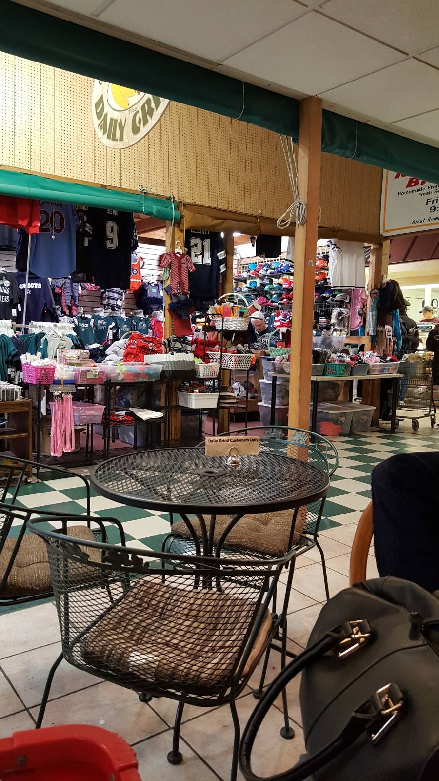 Booths Corner Farmers Market | restaurant | 1362 Naamans Creek Rd, Garnet Valley, PA 19060, USA | 6104850775 OR +1 610-485-0775