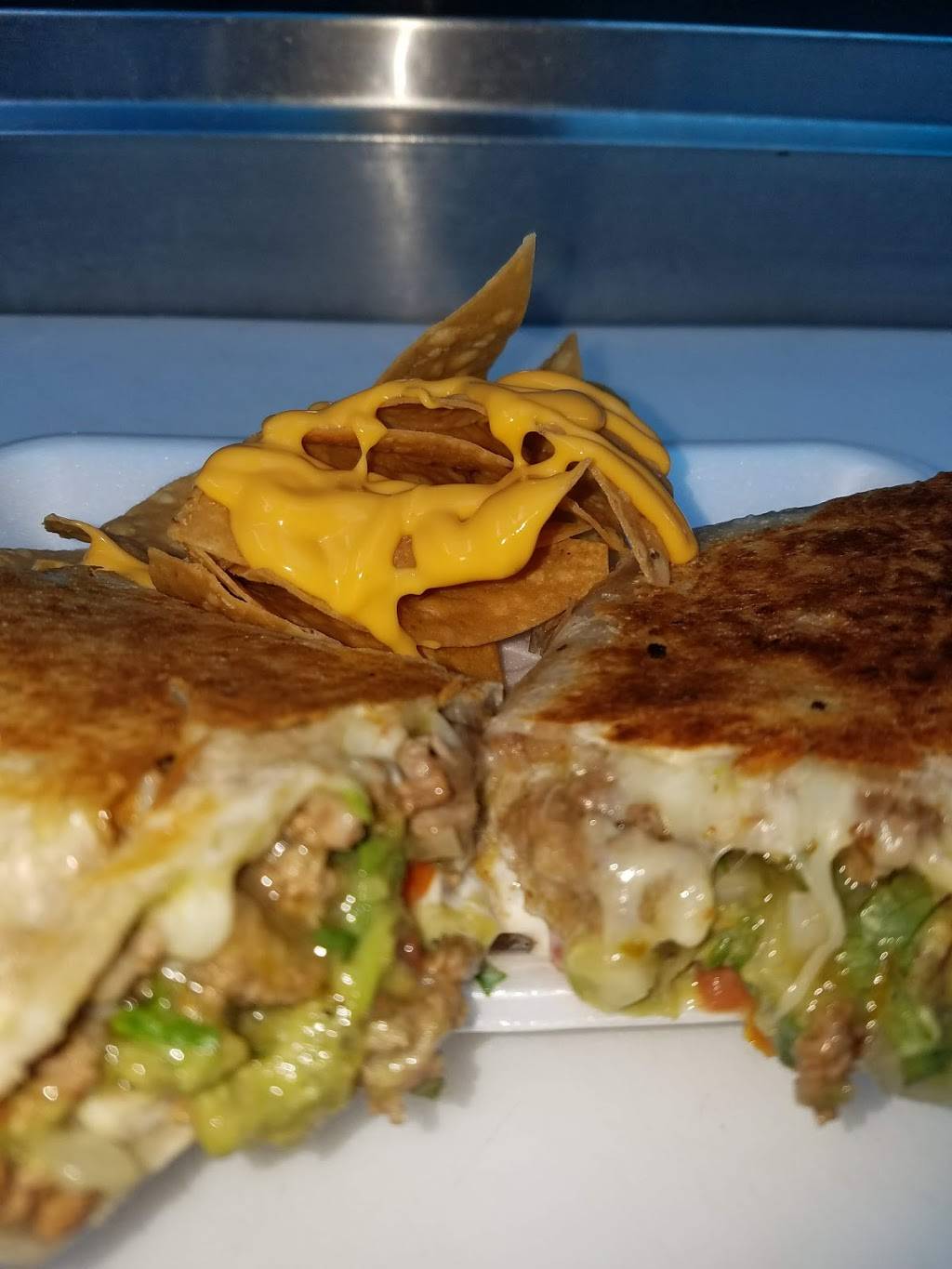 Angels Tacos Truck | restaurant | Tarzana, CA 91356, USA | 8186649159 OR +1 818-664-9159