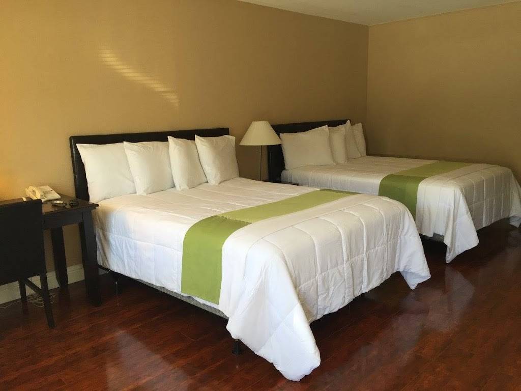 Marianis Inn & Restaurant | restaurant | 2500 El Camino Real, Santa Clara, CA 95051, USA | 4082431431 OR +1 408-243-1431