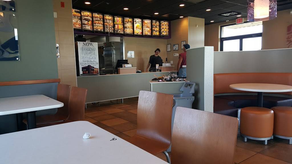 Taco Bell | meal takeaway | 1620 Washington St, Pella, IA 50219, USA | 6416201051 OR +1 641-620-1051