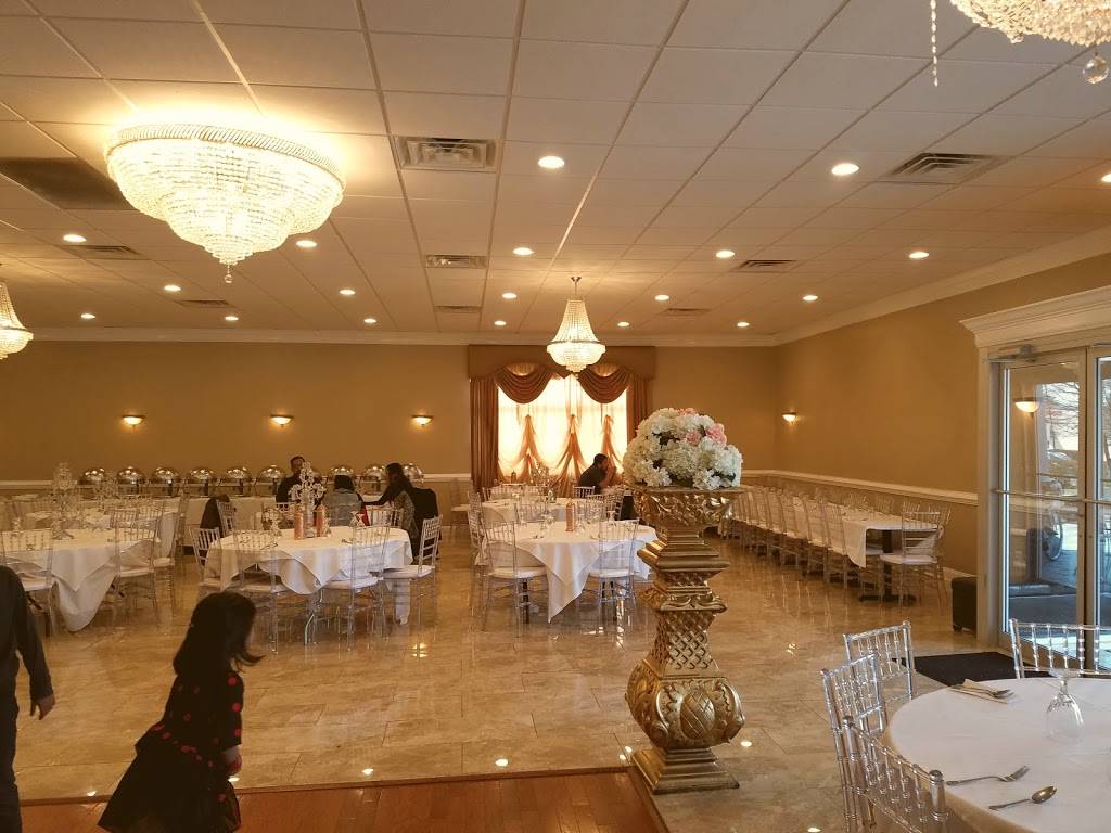 Bar B Q Tonight Live | restaurant | 45965 Regal Plaza, Sterling, VA 20165, USA | 2022134797 OR +1 202-213-4797