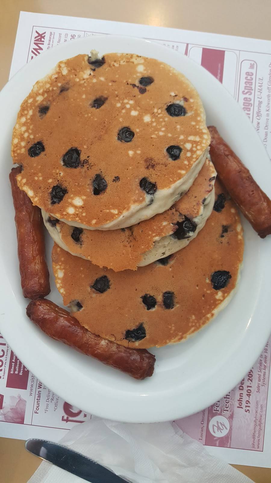 Country Hearth Family Restaurant | restaurant | 9952 Glendon Dr, Komoka, ON N0L 1R0, Canada | 5196577605 OR +1 519-657-7605