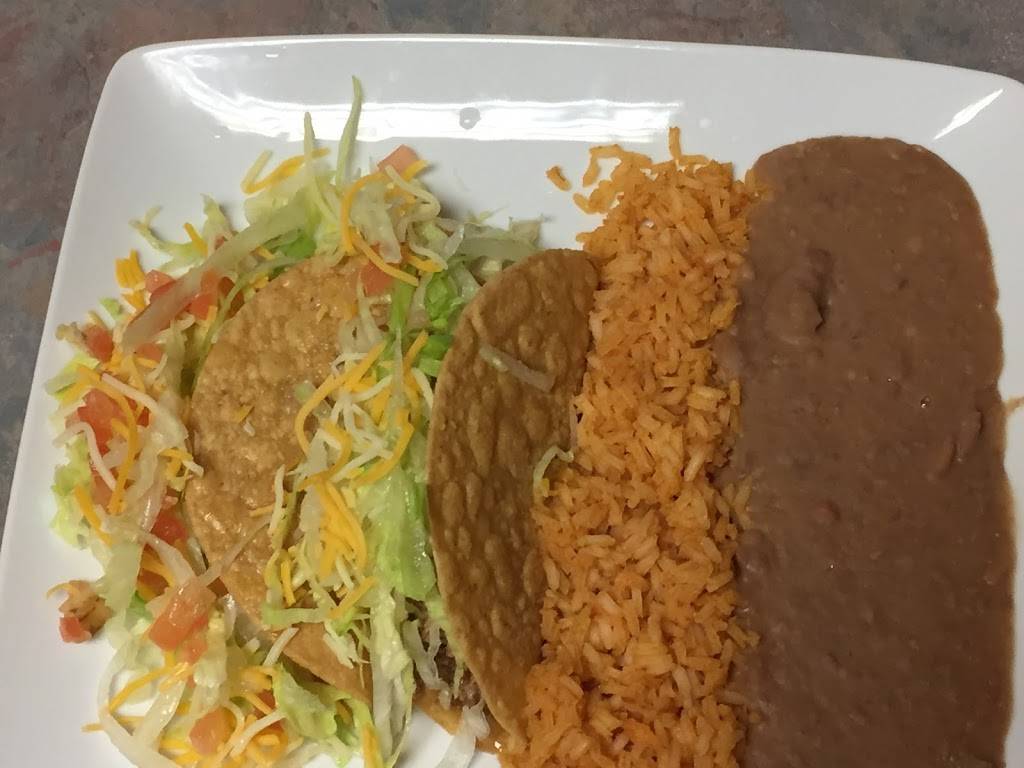 Rivas Cafe and Catering | restaurant | 5194, 2714 Azle Ave, Fort Worth, TX 76106, USA | 8174206536 OR +1 817-420-6536