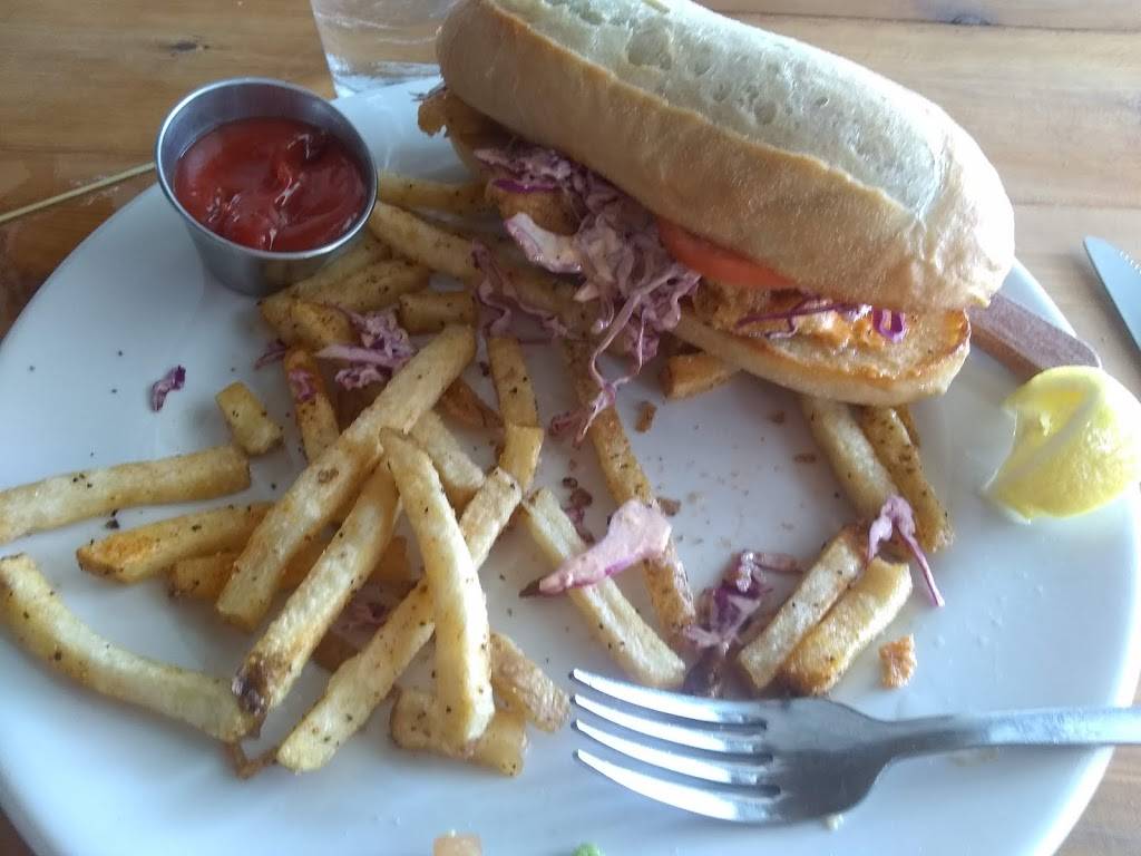 The Blazer Bar & Grill | restaurant | 303 Main St, Smithville, TX 78957, USA | 5127987100 OR +1 512-798-7100