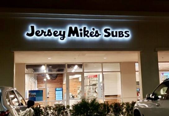 Jersey Mikes Subs | meal takeaway | 15145 NW 67th Ave, Miami Lakes, FL 33014, USA | 7867969687 OR +1 786-796-9687