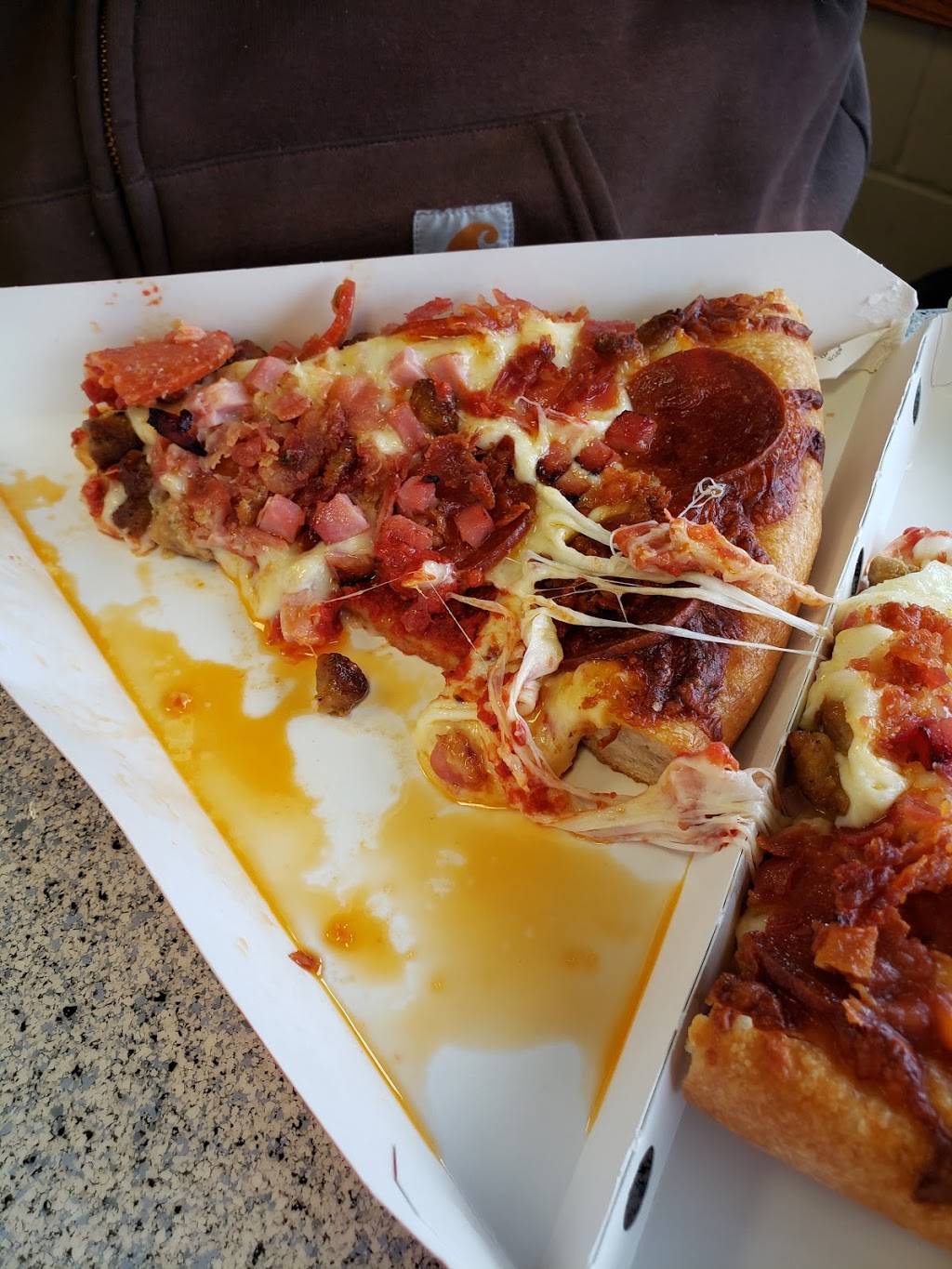 Deschners Pizza | restaurant | 220 Ashland Rd, Mansfield, OH 44905, USA | 4195244400 OR +1 419-524-4400