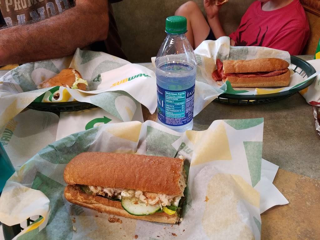 Subway | restaurant | 5976 Virginia Ave, Pembroke, VA 24136, USA | 5406267827 OR +1 540-626-7827