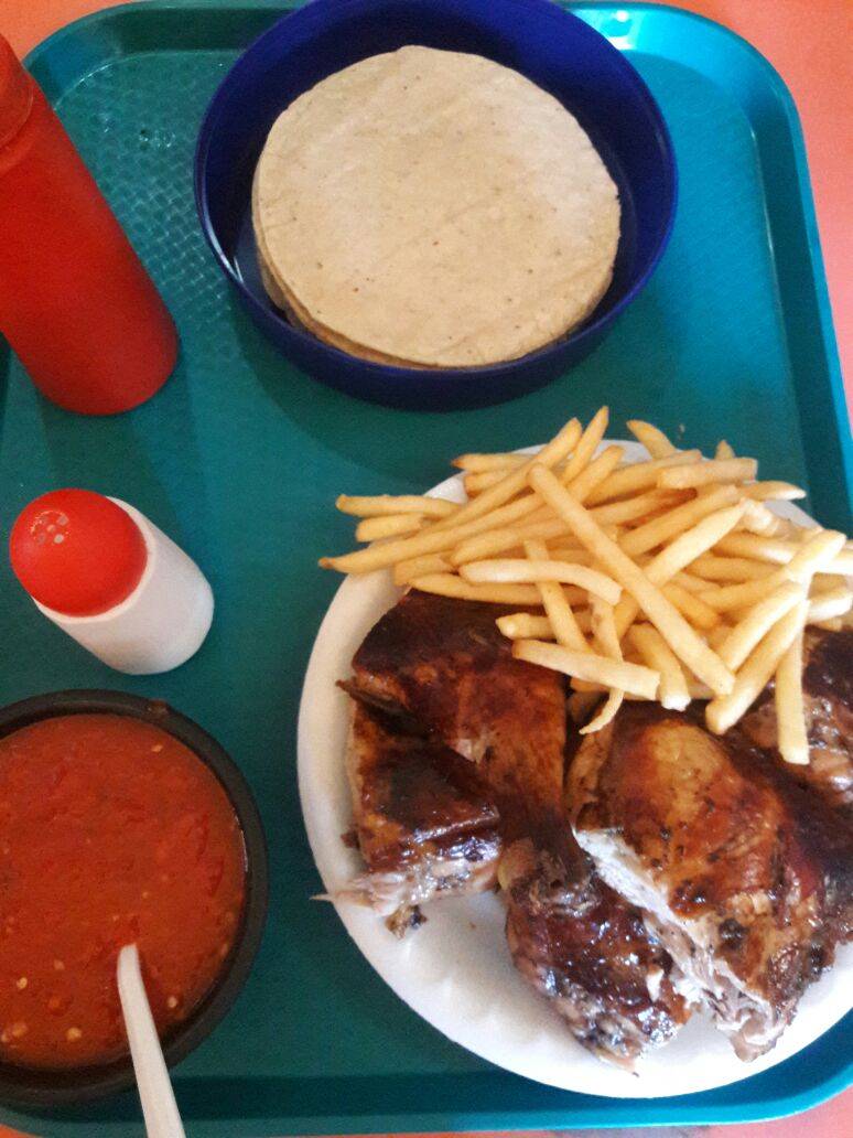 Pollos Los Mismos | restaurant | 11 y, Av Riveroll, Camilo Flores, 22813 Ensenada, B.C., Mexico | 016461780696 OR +52 646 178 0696