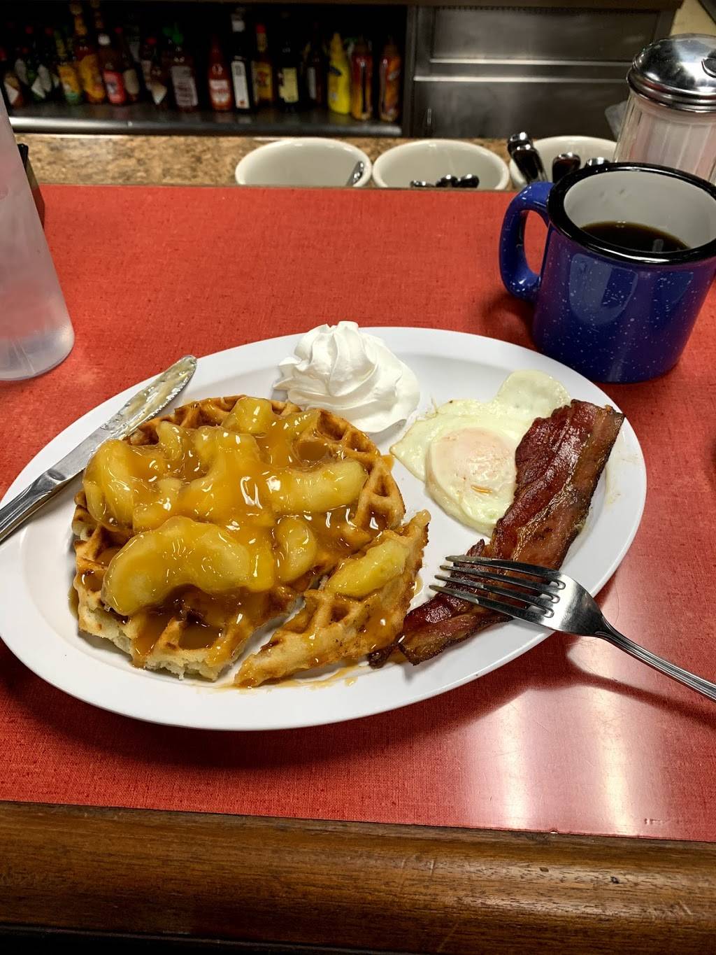 The Lonestar | restaurant | 45930 Main St, Concrete, WA 98237, USA | 3608538800 OR +1 360-853-8800