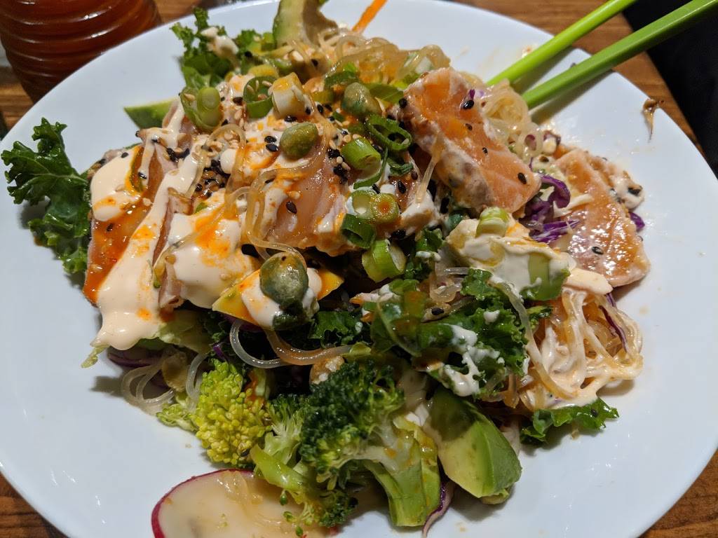 Clandestin,Cuisine Créative | restaurant | 45 Rue Laval, Gatineau, QC J8X 3G8, Canada | 8199219727 OR +1 819-921-9727