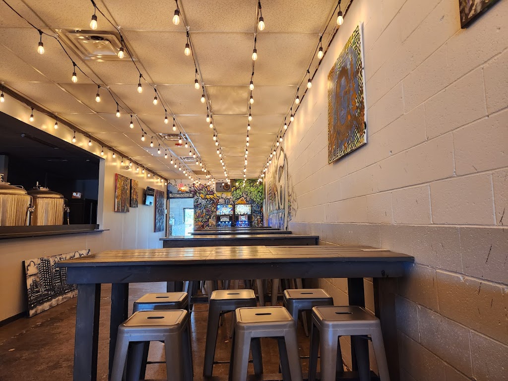 Alematic Artisan Ales | restaurant | 6182 Chambersburg Rd, Huber Heights, OH 45424, USA | 9378138901 OR +1 937-813-8901