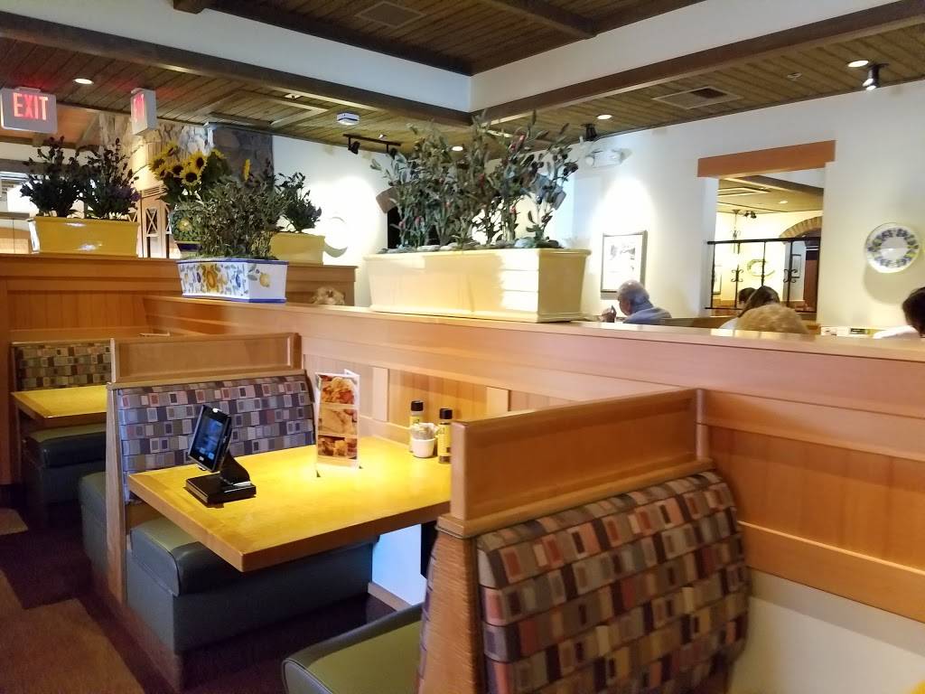 Olive Garden Italian Restaurant | meal takeaway | 6501 Fallbrook Ave, West Hills, CA 91307, USA | 8189329801 OR +1 818-932-9801