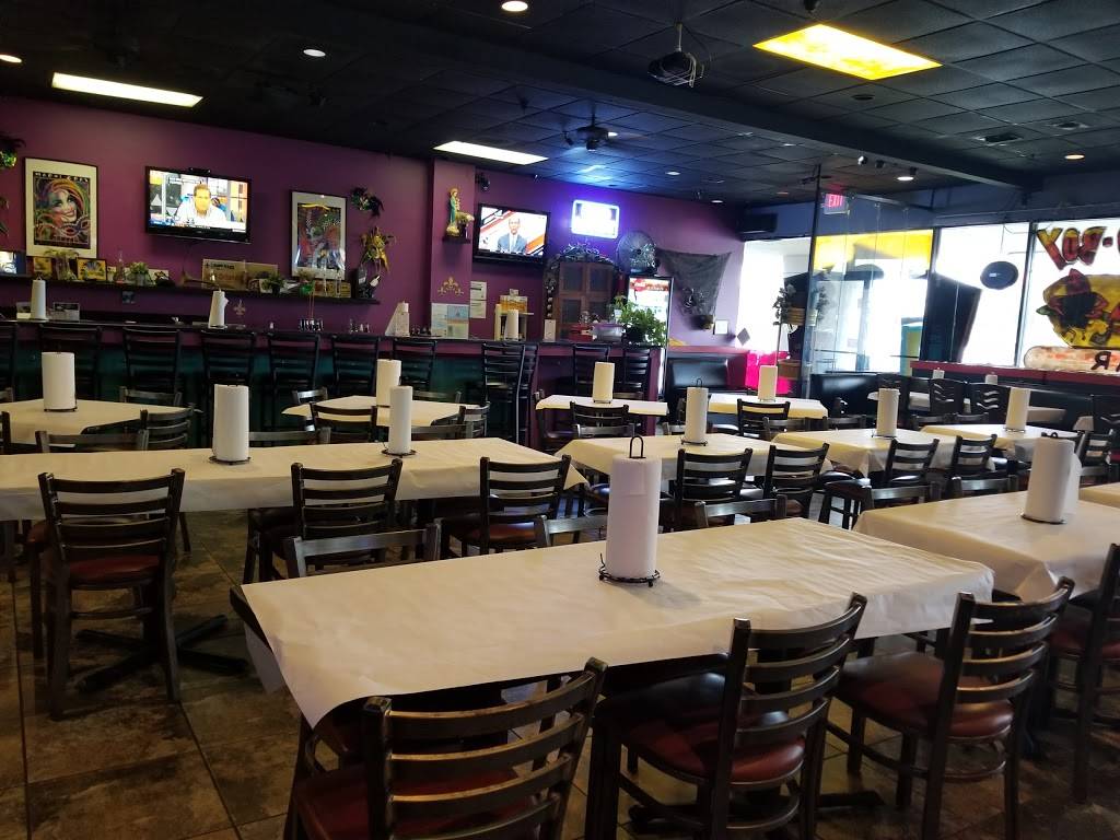 Little New Orleans Kitchen & Oyster Bar | restaurant | 8204 Crystal Clear Ln, Orlando, FL 32809, USA | 4074386990 OR +1 407-438-6990