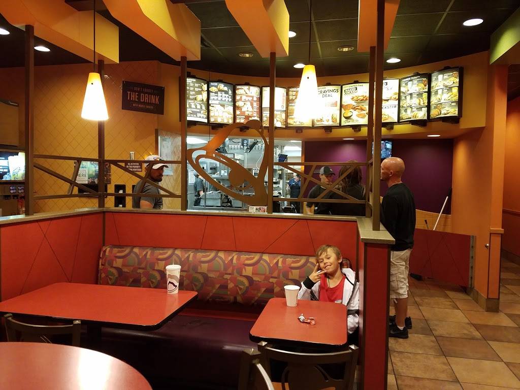 Taco Bell | meal takeaway | 6425 Source Center Point, Colorado Springs, CO 80923, USA | 7195935025 OR +1 719-593-5025