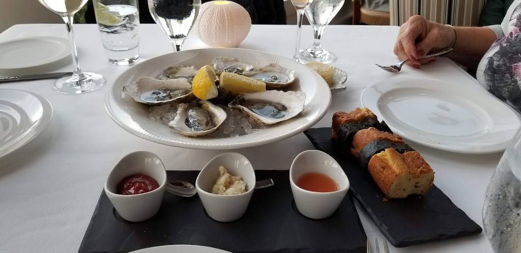 twenty-eight Atlantic | restaurant | 2173 MA-28, Harwich, MA 02645, USA | 5084303000 OR +1 508-430-3000