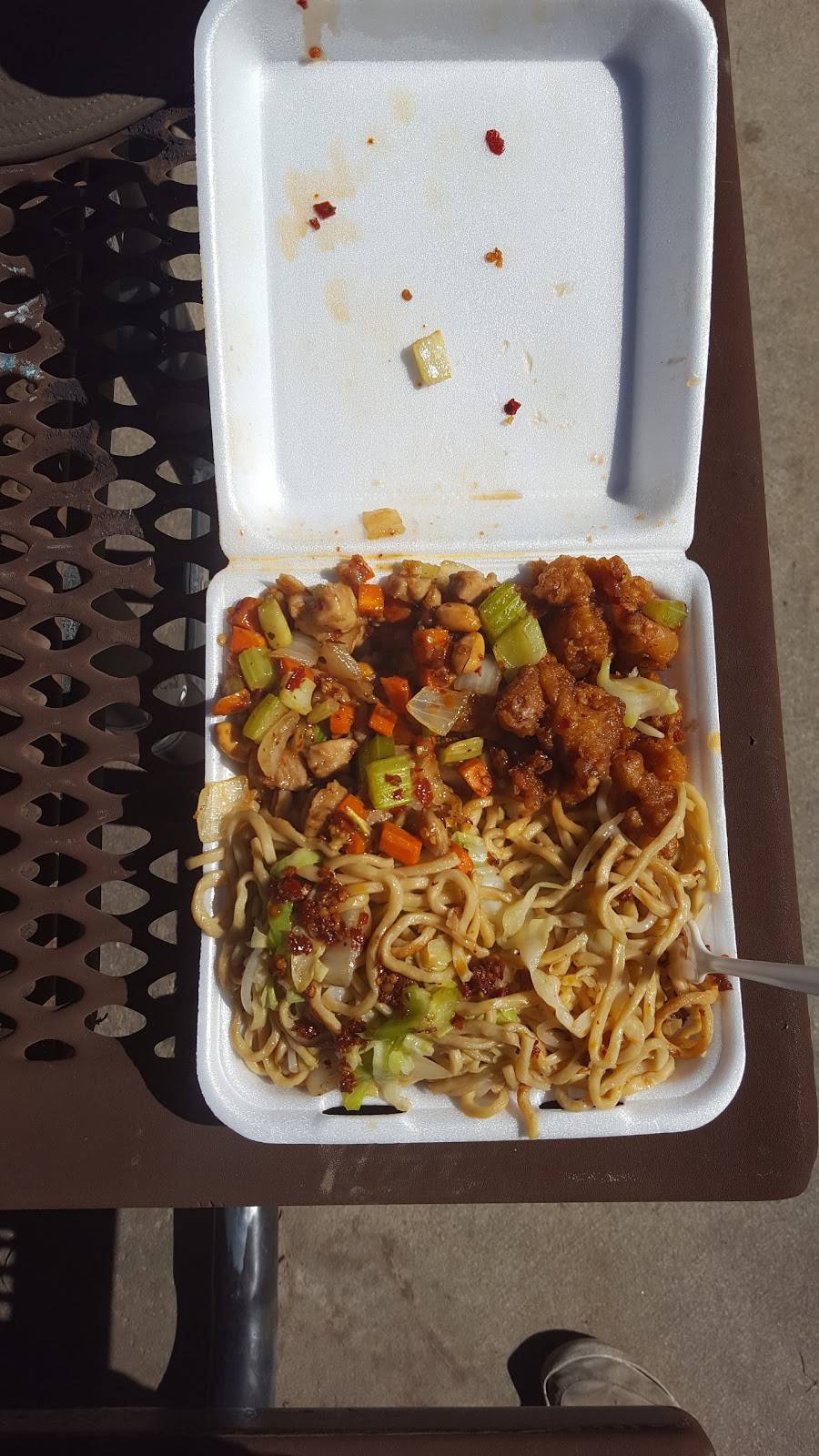 Sky Wok | restaurant | 612 W Lodi Ave, Lodi, CA 95240, USA | 2093683698 OR +1 209-368-3698