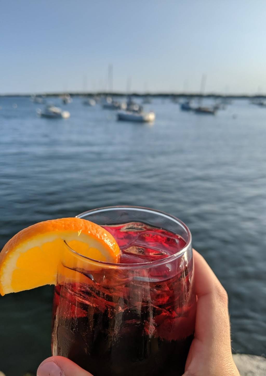 Frisbees Wharf at Pepperrell Cove | restaurant | 88 Pepperrell Rd, Kittery Point, ME 03905, USA | 2077032028 OR +1 207-703-2028